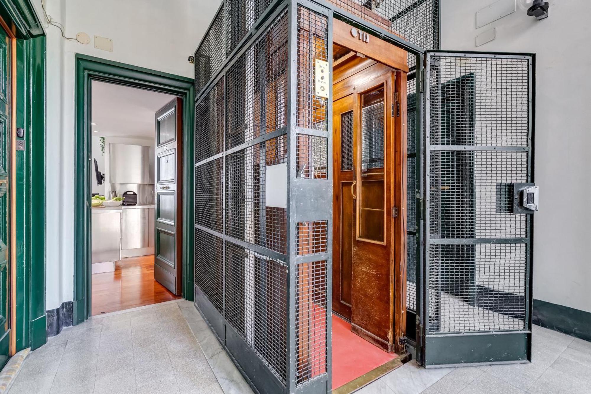 Bdc - Stairway To Heaven Apartment Rome